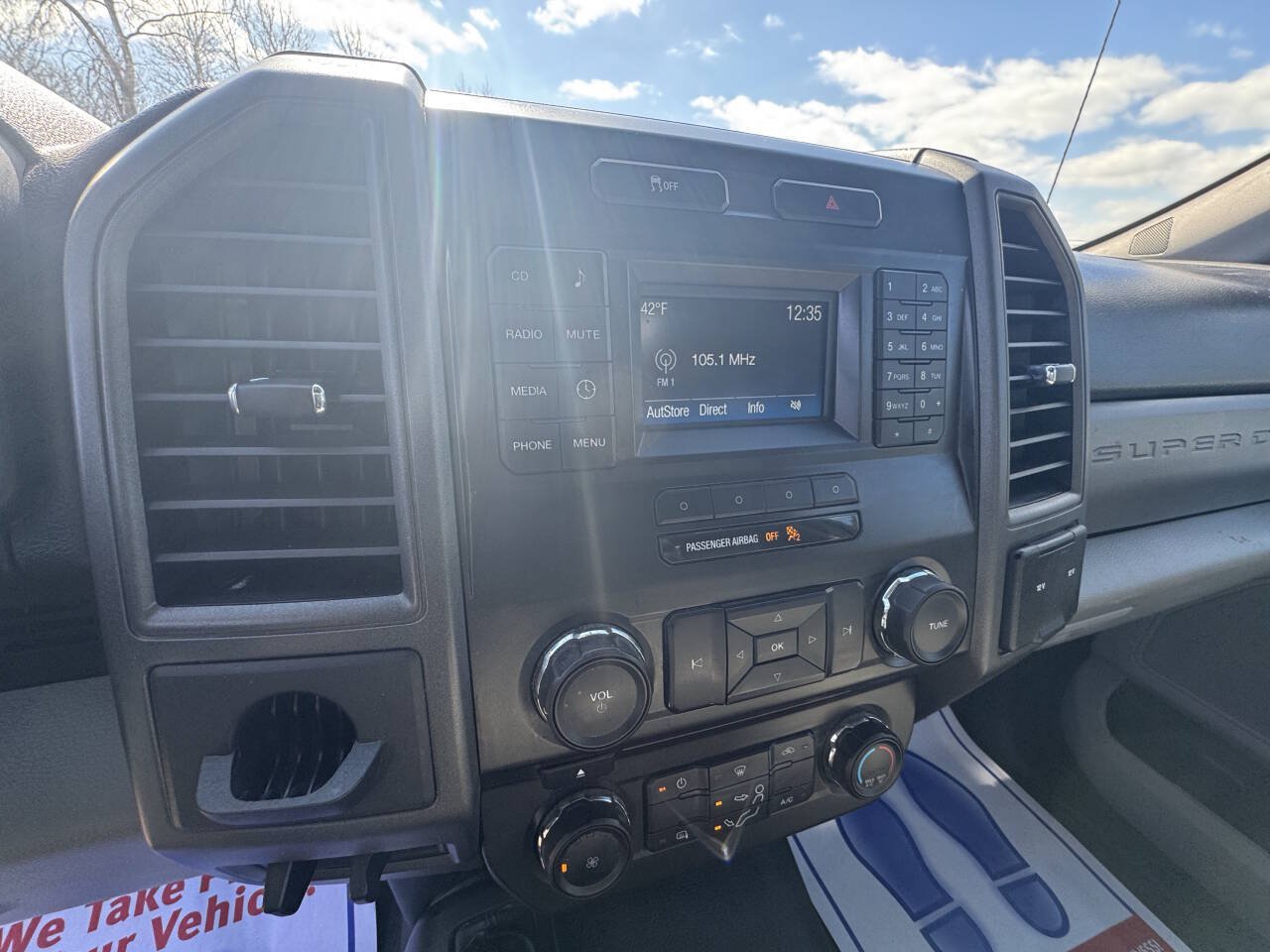 Used 2018 Ford F550 4x4 Regular Cab Super Duty image 36
