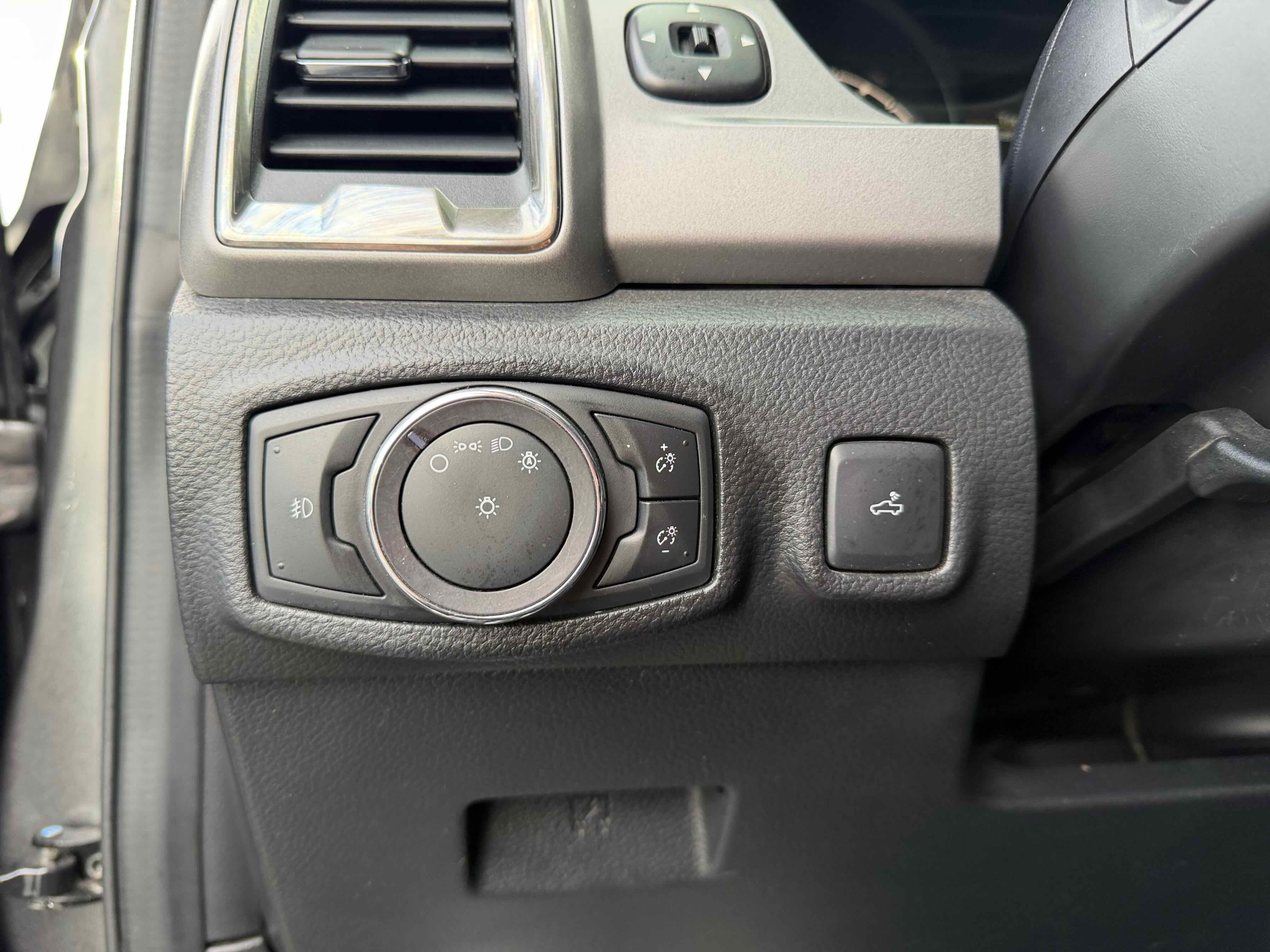 Used 2019 Ford Ranger XLT w/ Trailer Tow Package image 26