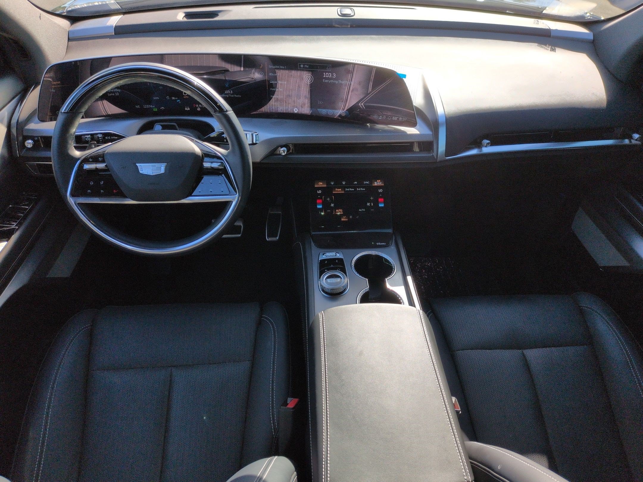 Used 2026 Cadillac Vistiq Sport w/ LPO, Floor Liner Package AWD/4WD image 29