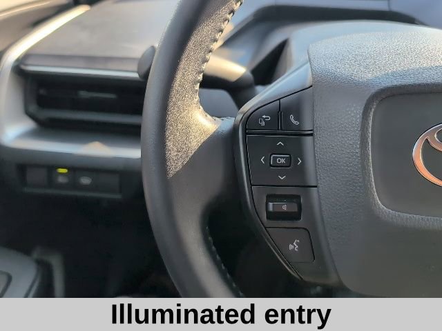 Used 2025 Toyota Prius LE image 9