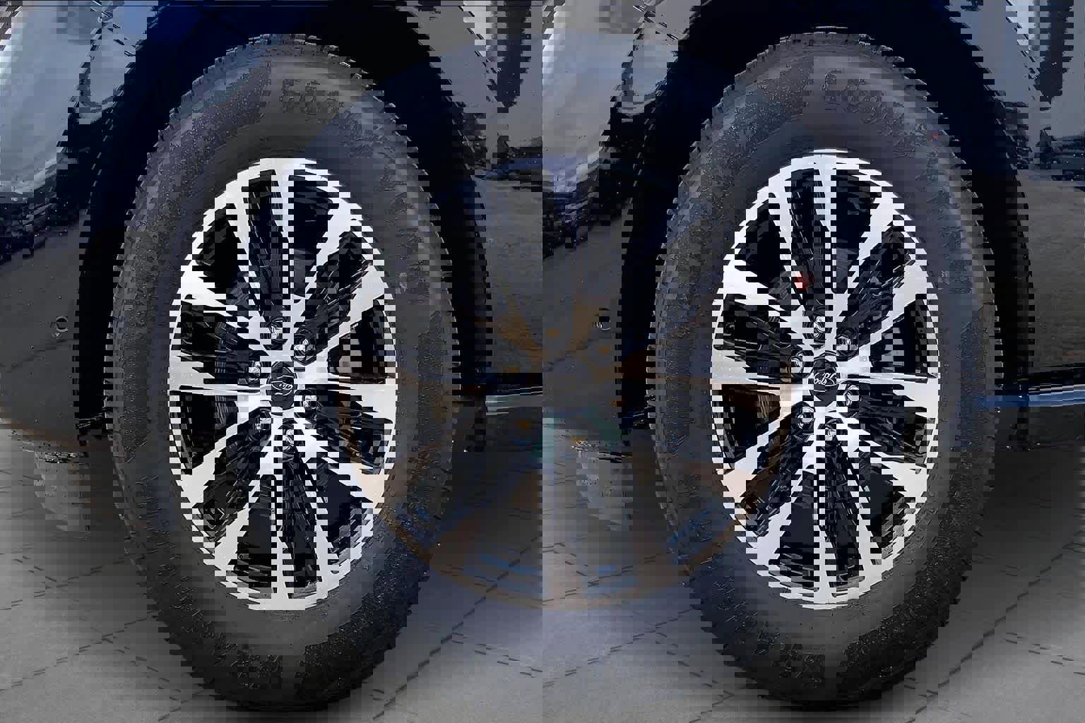 Used 2025 Ford Expedition Platinum image 11