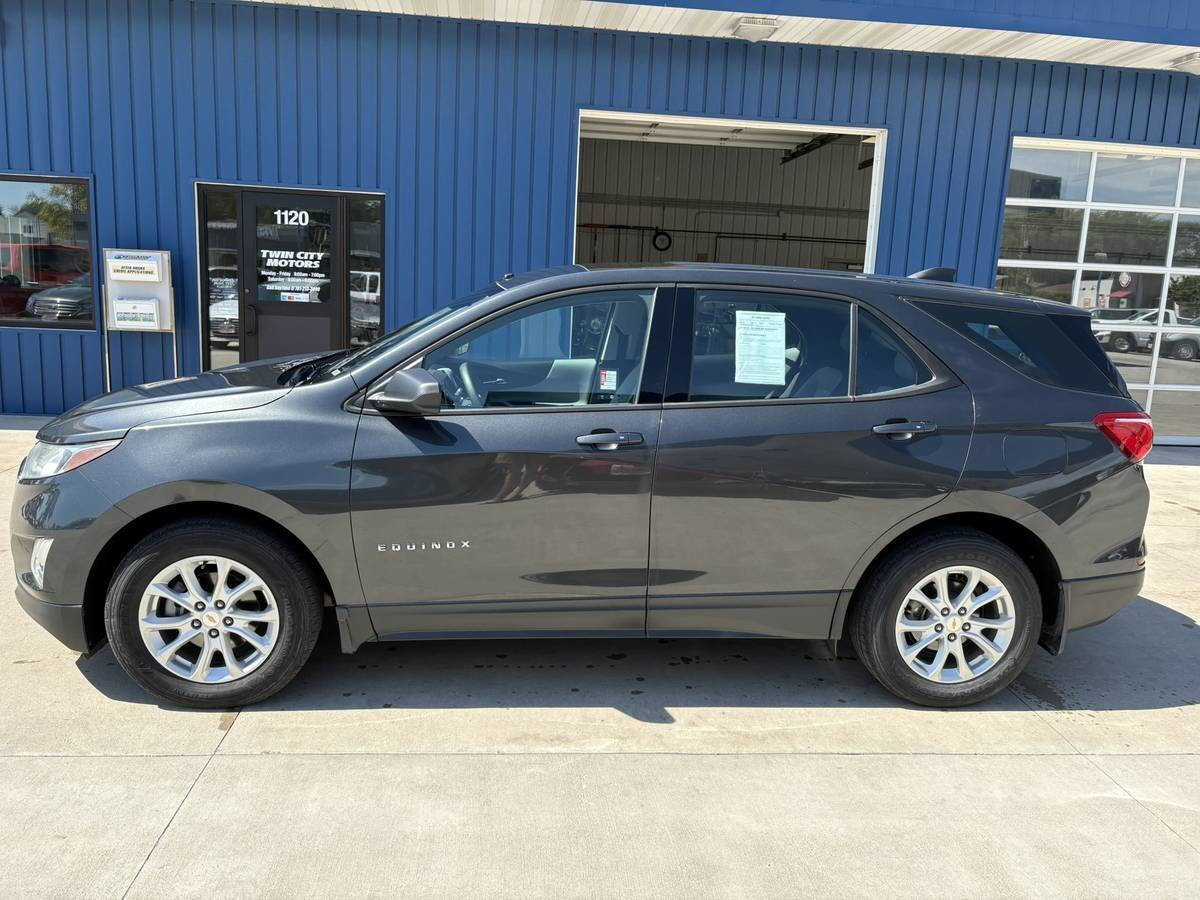 Used 2019 Chevrolet Equinox LS image 1