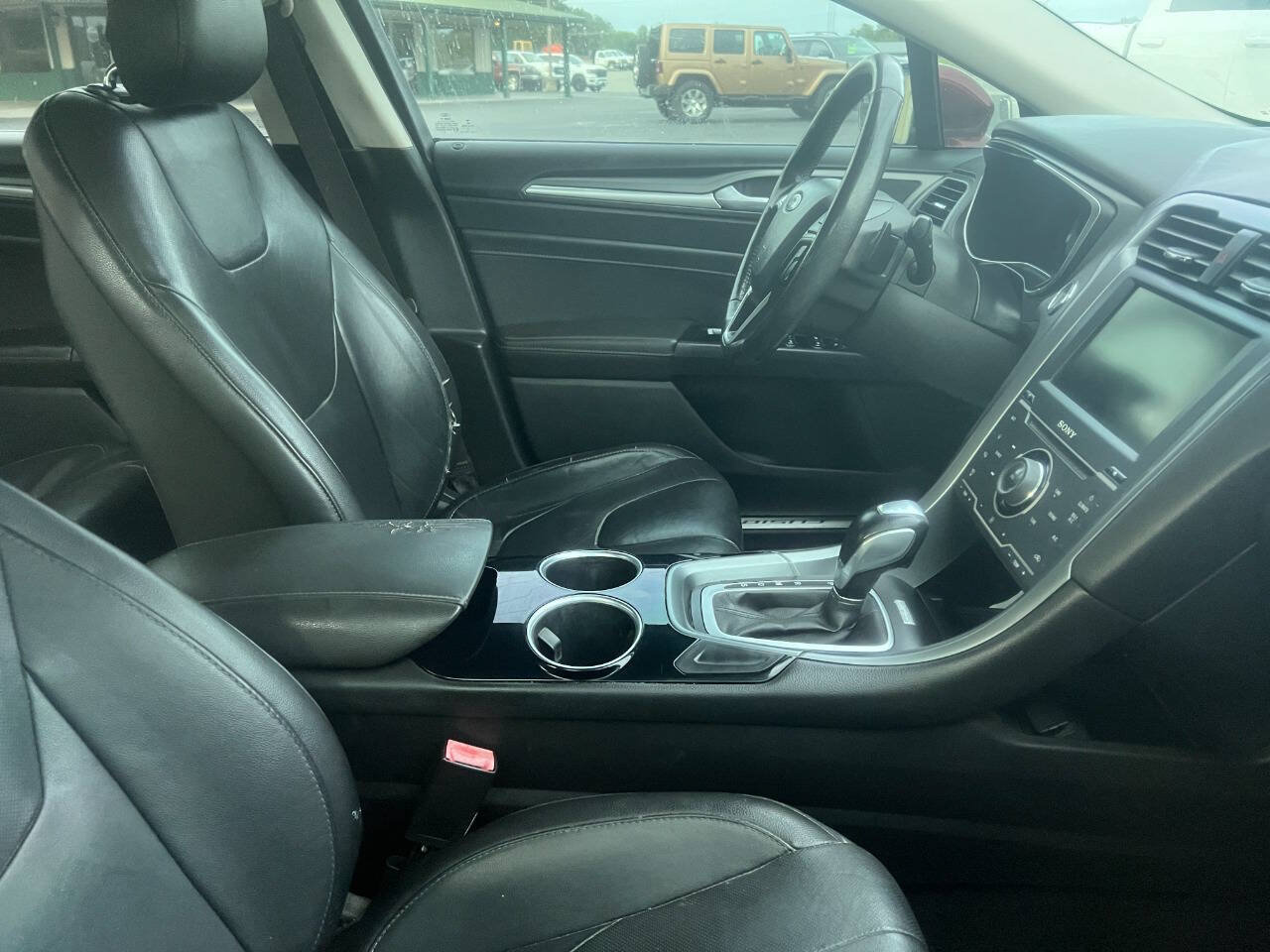 Used 2013 Ford Fusion Titanium FWD image 8