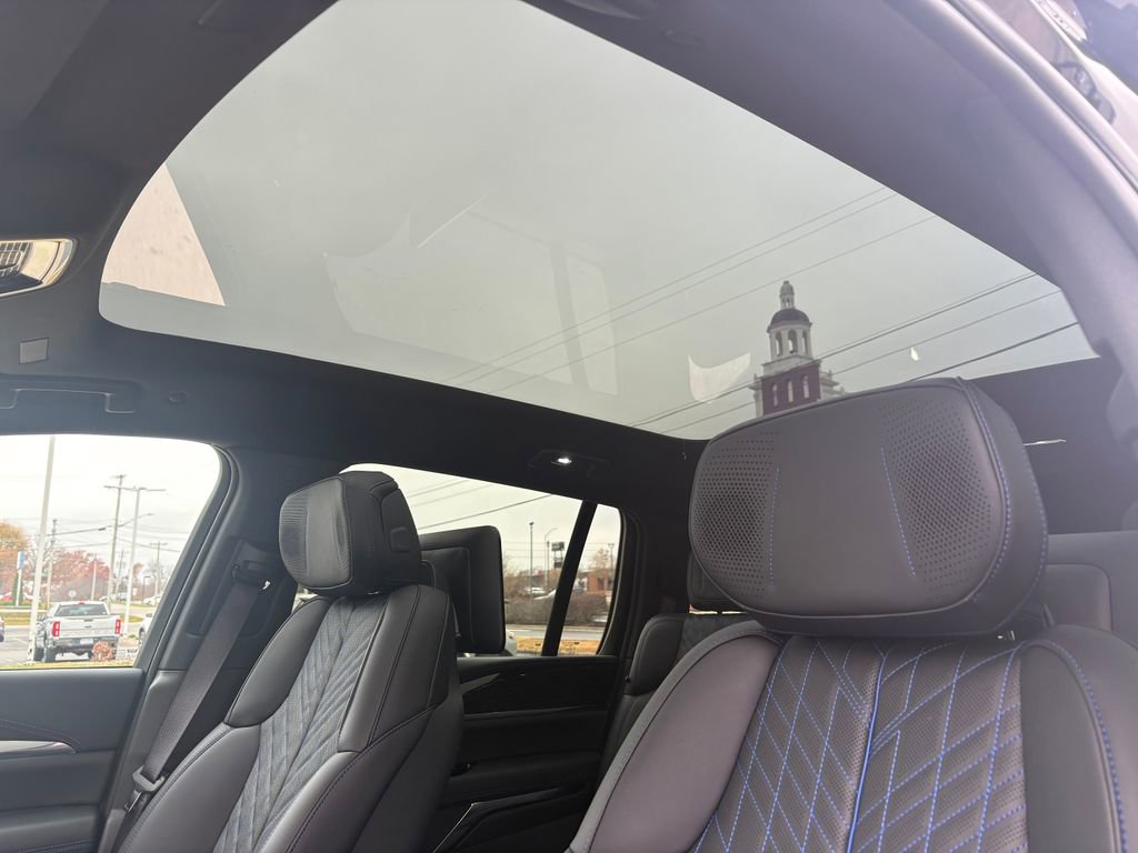 New 2026 Cadillac Escalade IQ Sport 1 w/ LPO, Floor Liner Package image 20