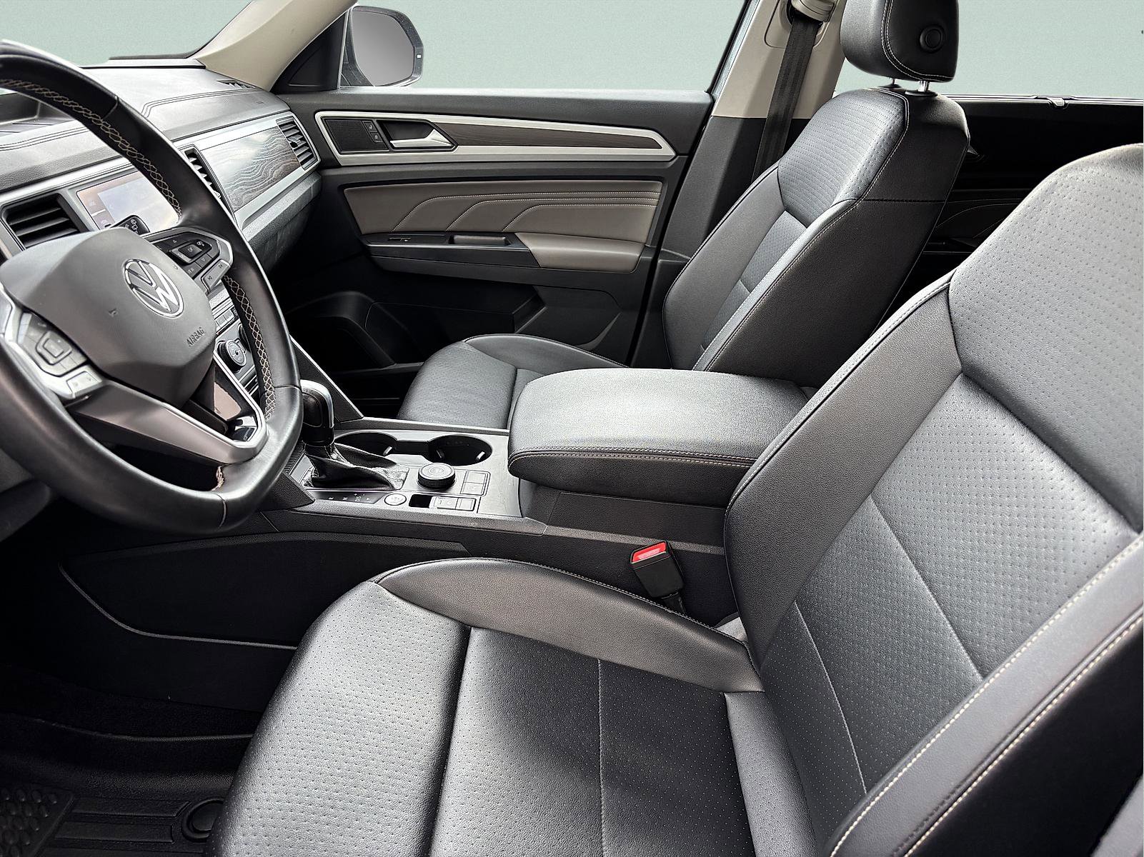 Used 2021 Volkswagen Atlas SE image 17