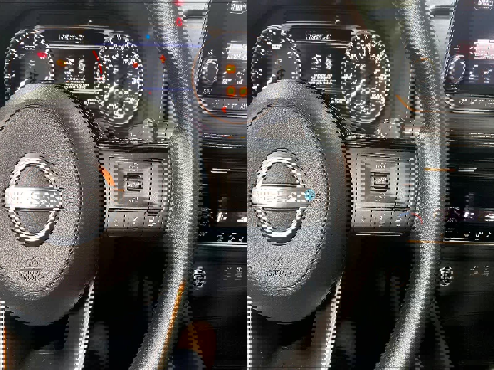 Used 2022 Nissan Rogue SV image 23