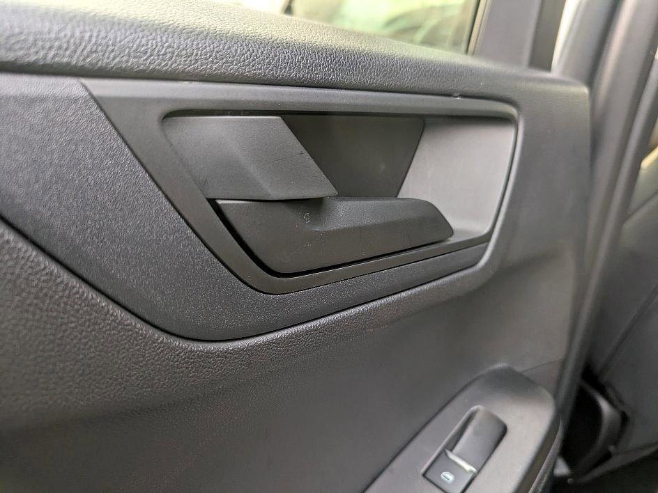 Used 2022 Ford Escape SE image 24