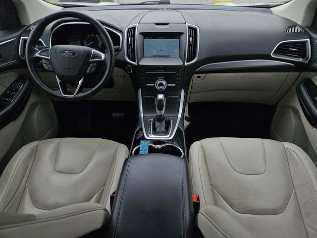 Used 2018 Ford Edge Titanium w/ Equipment Group 301A FWD image 6