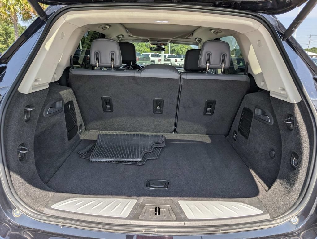Used 2020 Buick Envision Essence FWD image 13