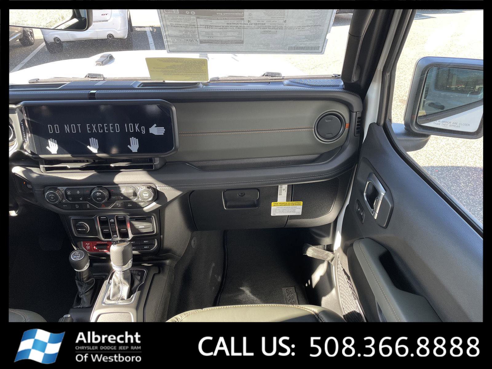 New 2026 Jeep Gladiator Mojave w/ Safety Group image 17