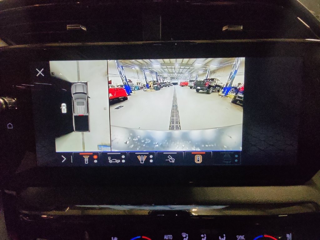 Certified 2024 GMC Sierra 1500 AT4 w/ Technology Package AWD/4WD image 20