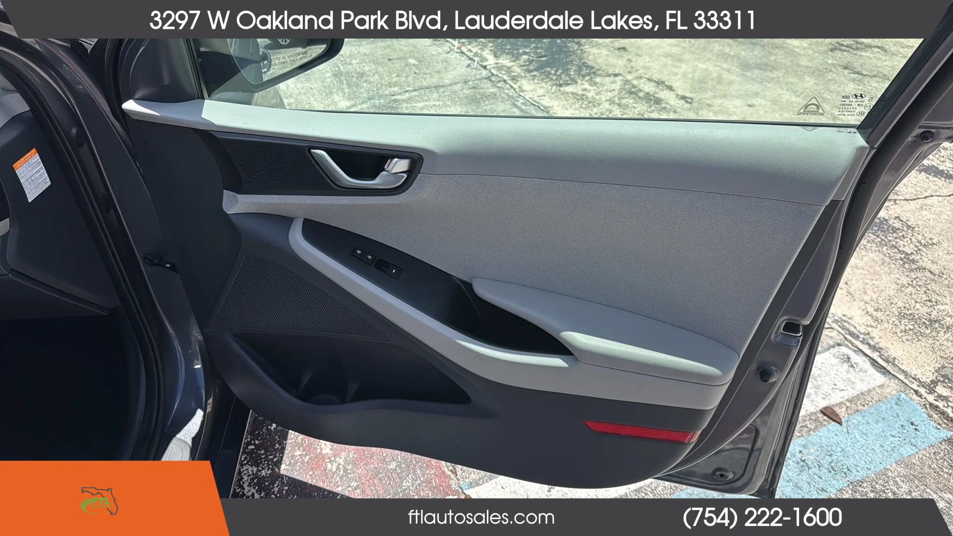 Used 2018 Hyundai Ioniq Blue FWD image 33