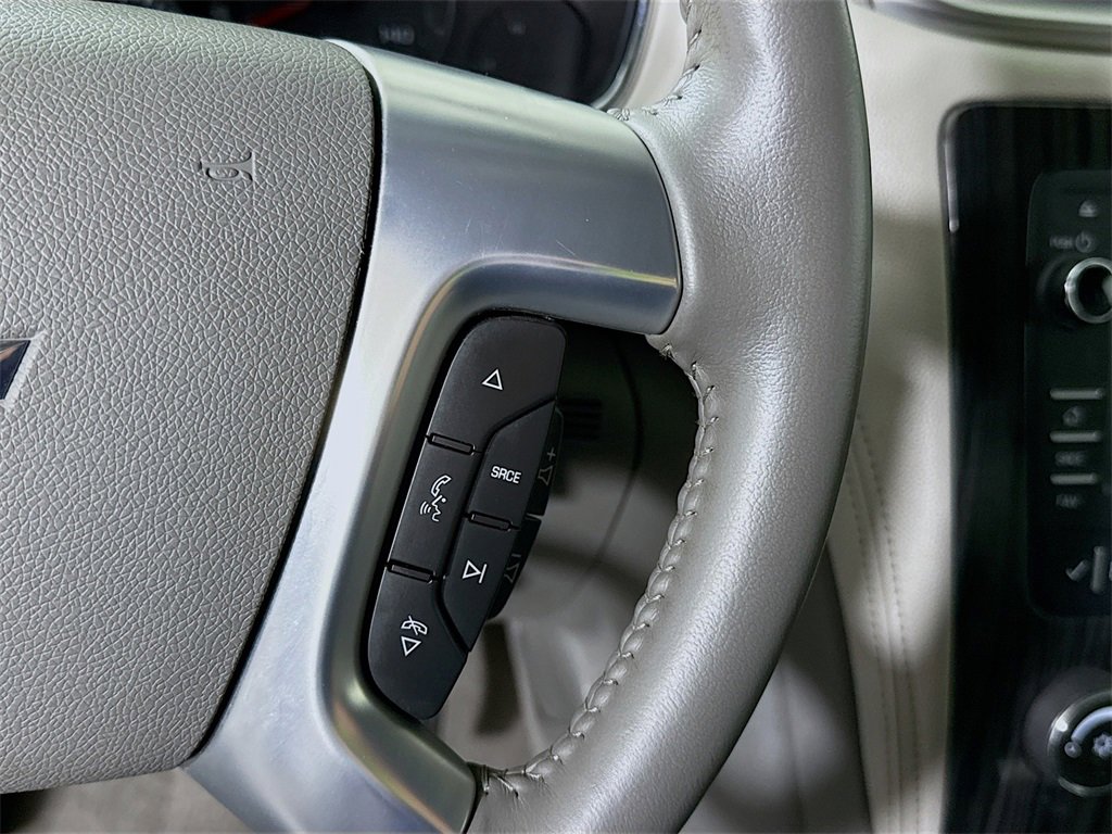 Used 2014 Chevrolet Traverse LT image 20