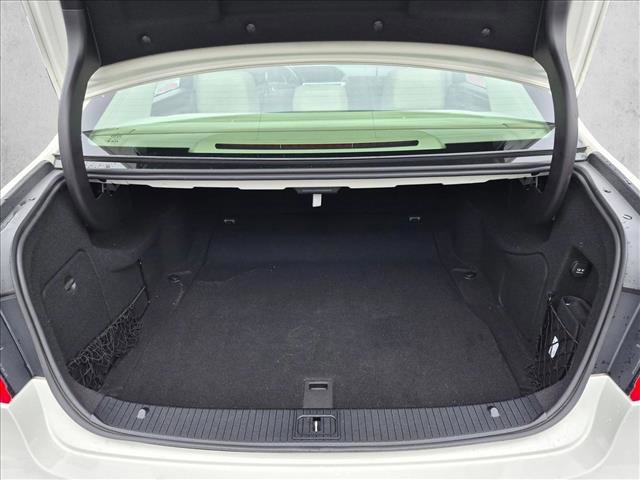 Used 2011 Mercedes-Benz E 350 Sedan image 7