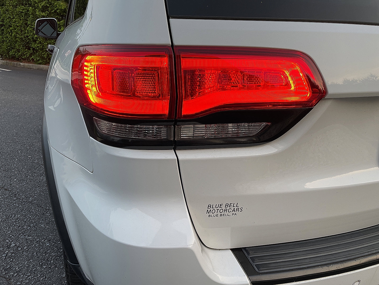 Used 2017 Jeep Grand Cherokee Limited image 22