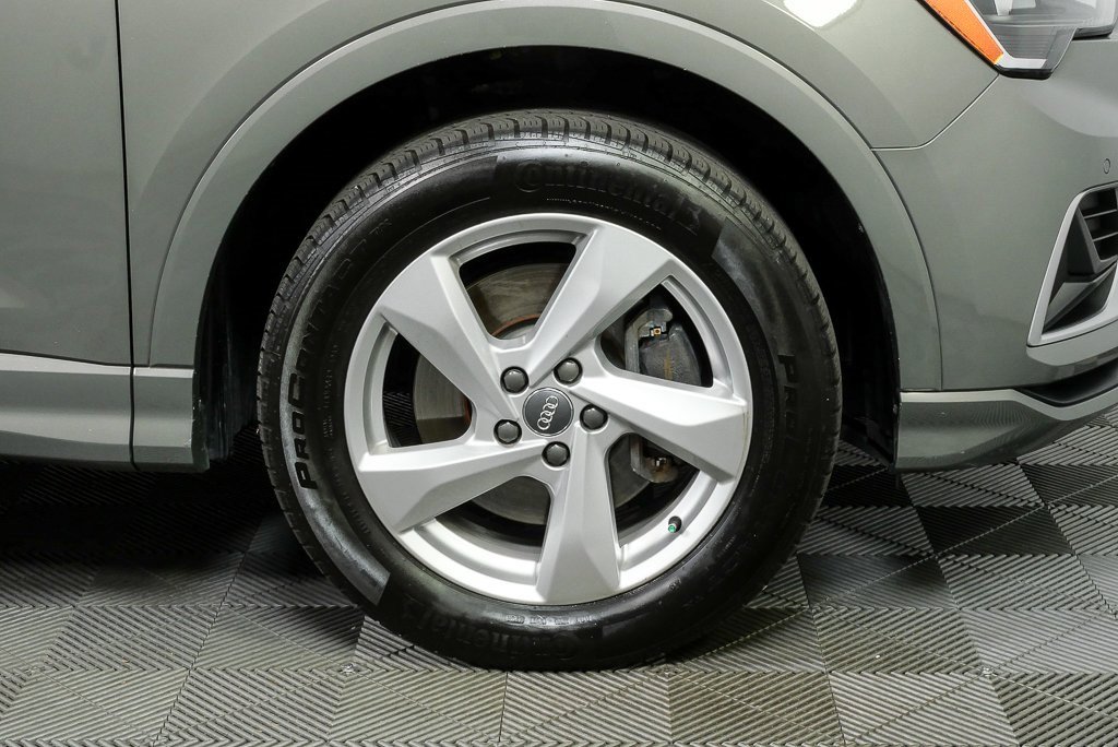 Used 2019 Audi Q3 2.0T Premium w/ Convenience Package image 37