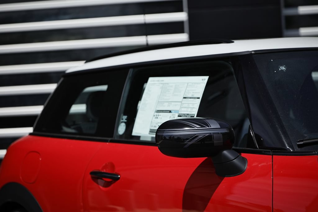 New 2026 MINI Cooper 2-Door Hardtop FWD image 3