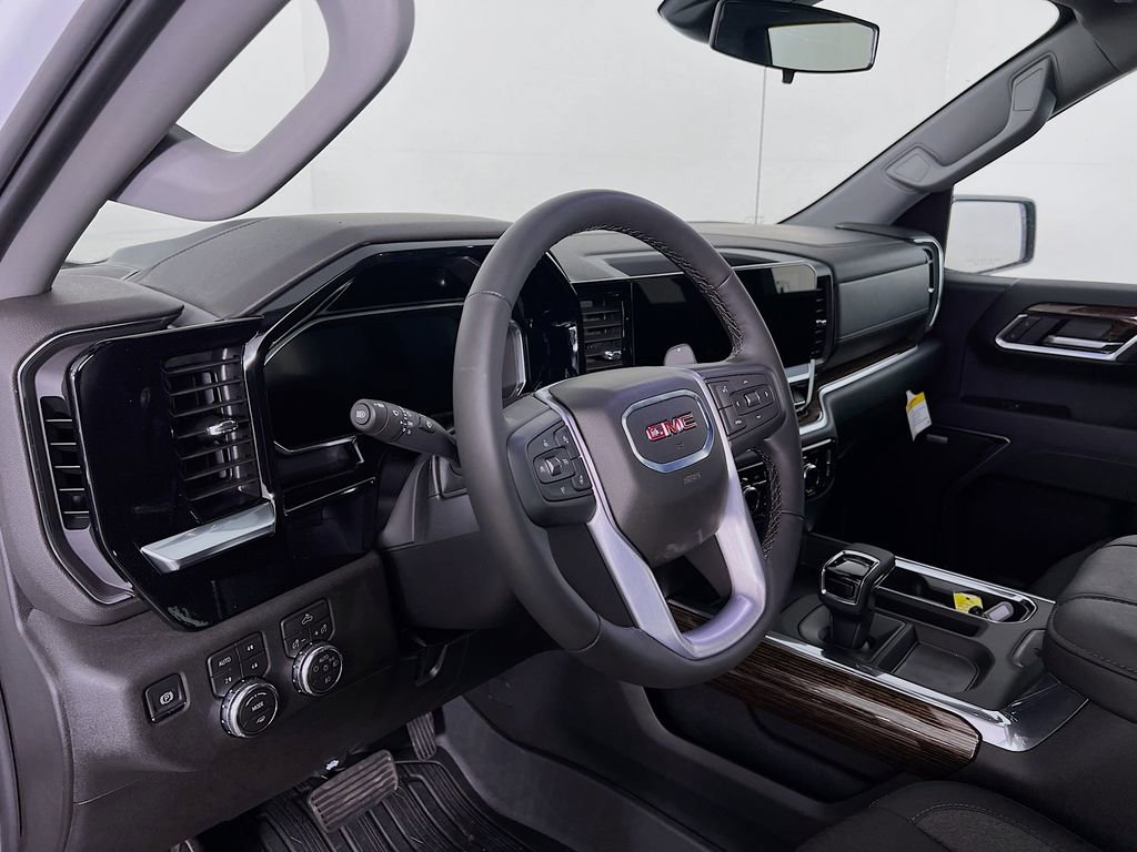 New 2026 GMC Sierra 1500 Elevation image 8