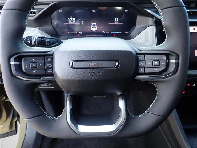 New 2026 Jeep Cherokee Laredo image 13