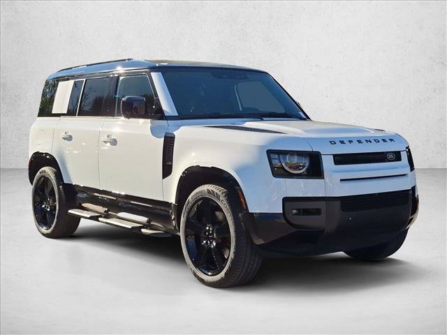 New 2026 Land Rover Defender 110 X-Dynamic SE AWD/4WD image 3
