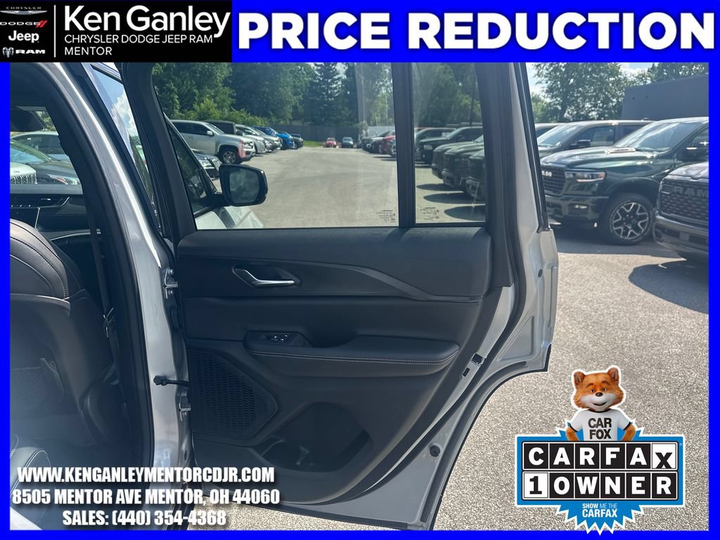 Certified 2025 Jeep Grand Cherokee Altitude w/ Trailer Tow Package AWD/4WD image 27