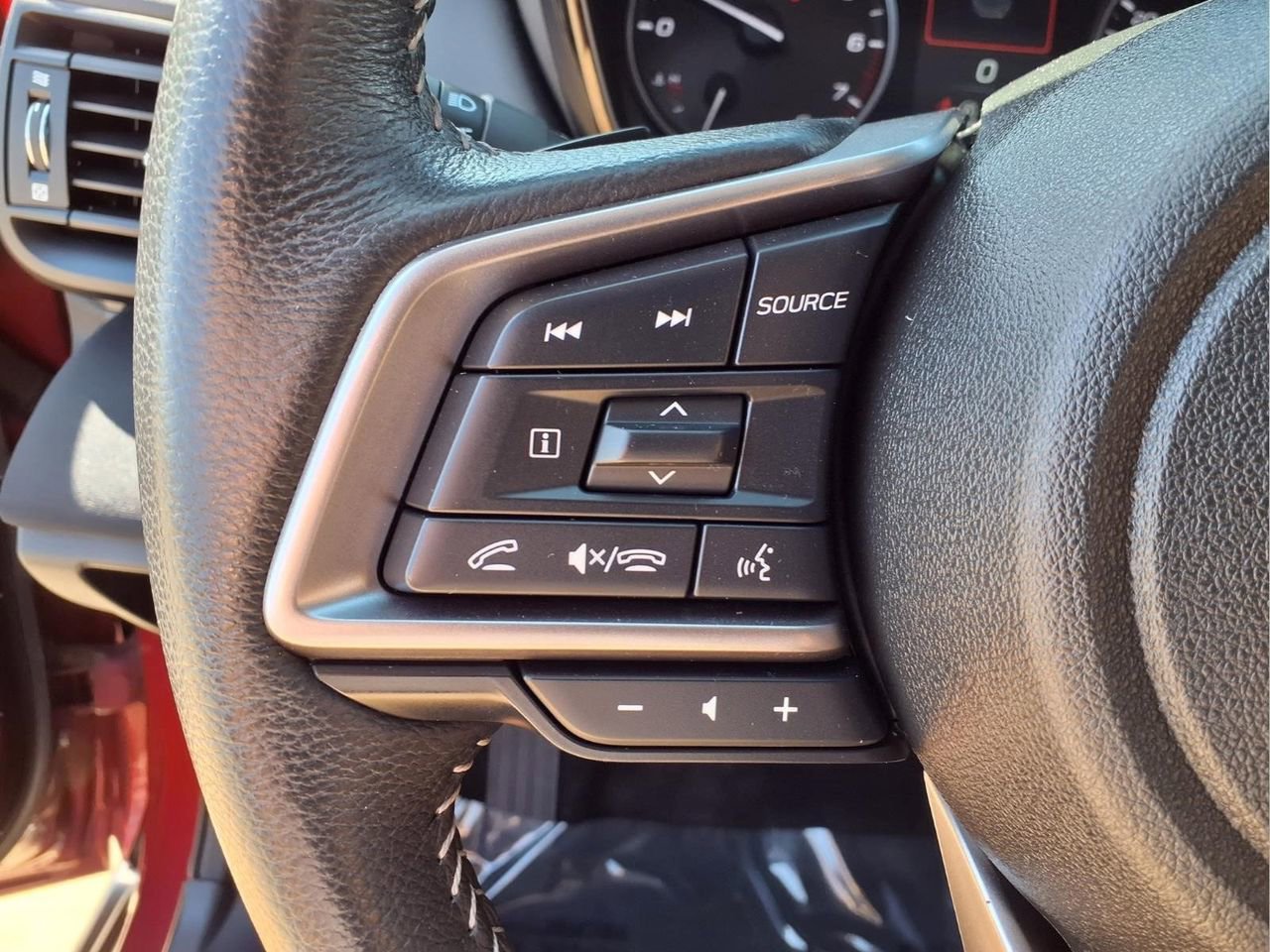 Used 2023 Subaru Outback Premium AWD/4WD image 25