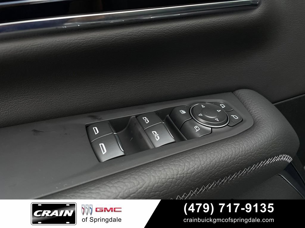 Used 2026 GMC Yukon Denali w/ Advanced Technology Package AWD/4WD image 12