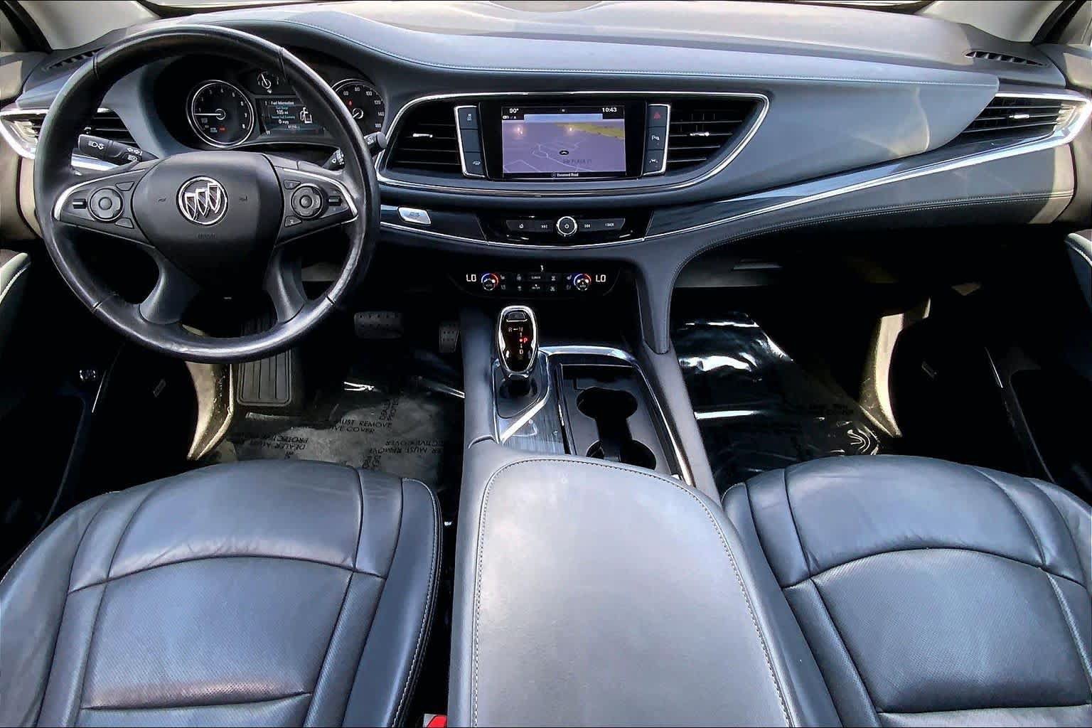 Used 2018 Buick Enclave Premium w/ Experience Buick Package FWD image 15