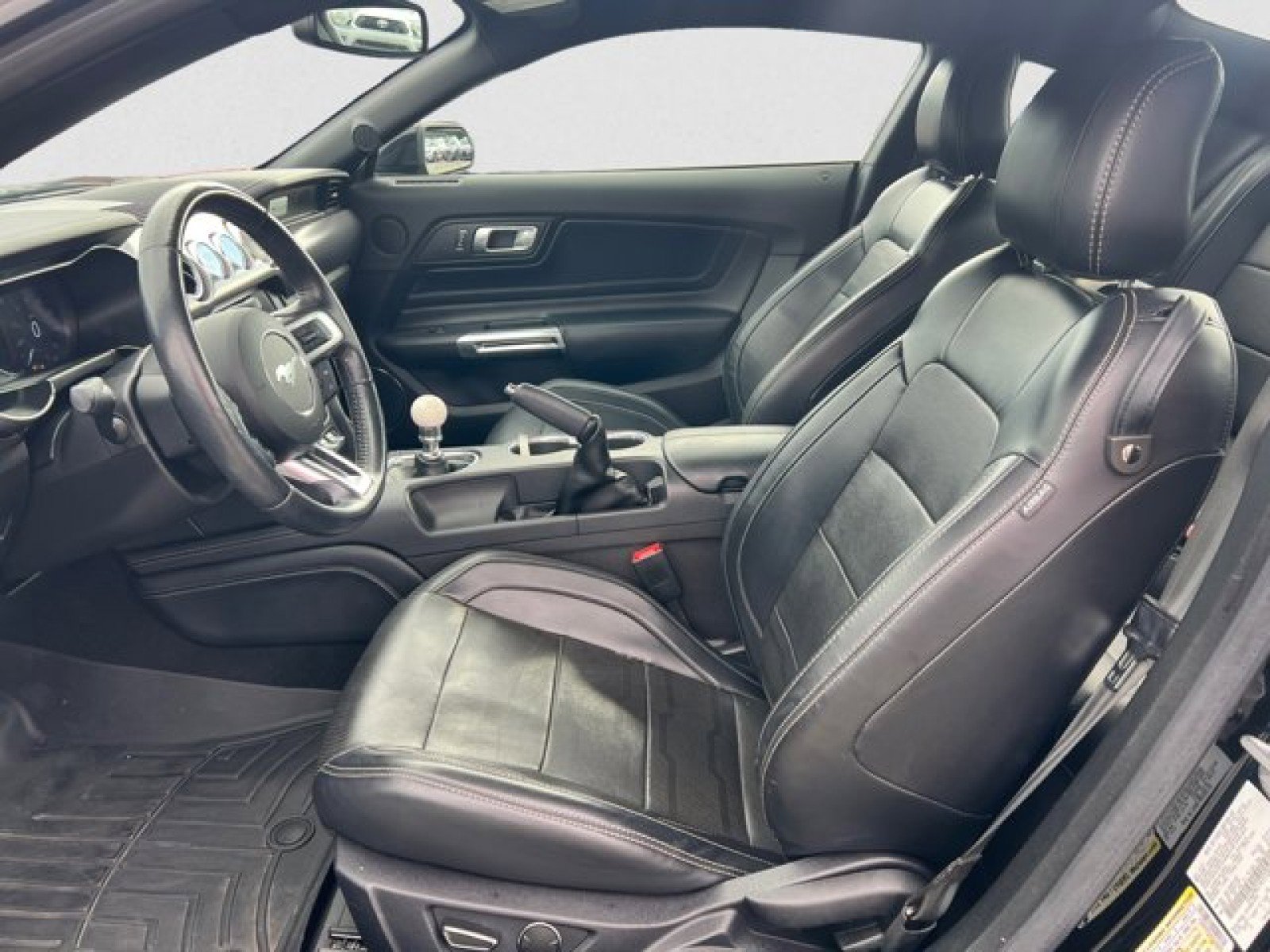 Used 2019 Ford Mustang GT Premium w/ Performance Package - Level 2 image 10