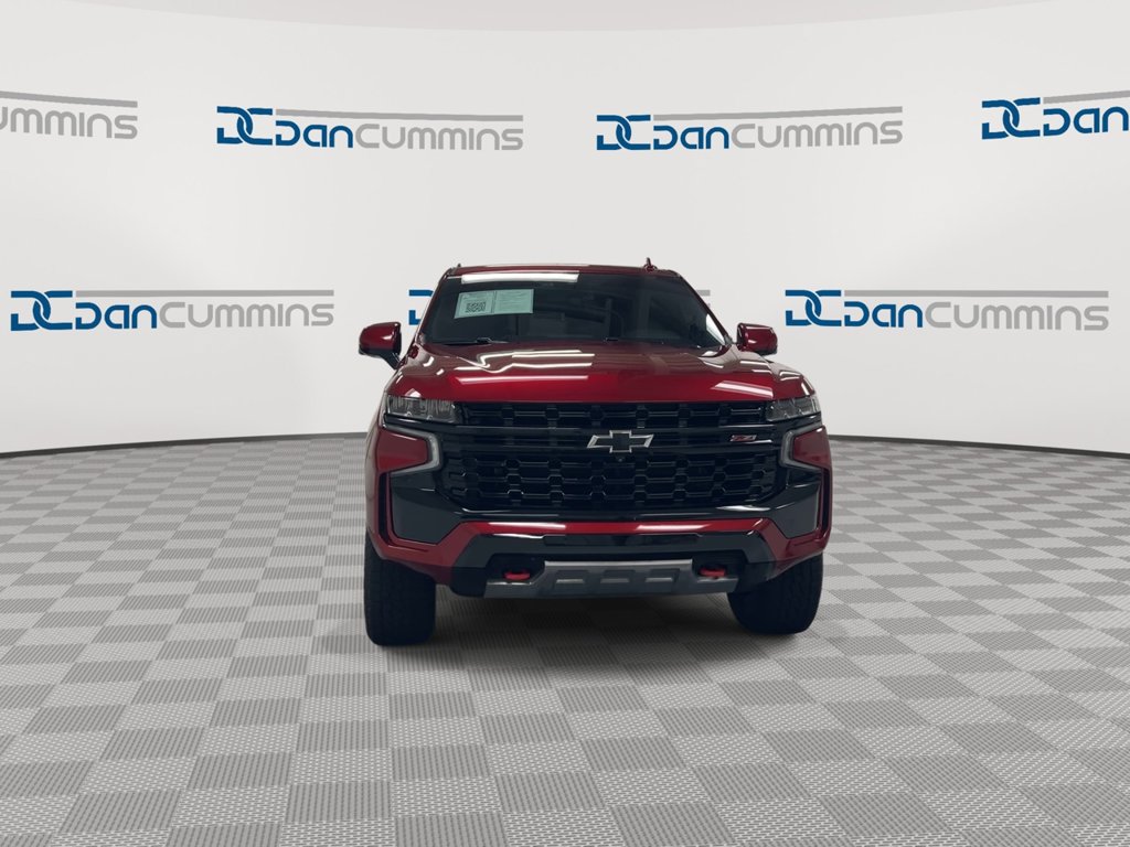Used 2023 Chevrolet Tahoe Z71 w/ Luxury Package AWD/4WD image 3