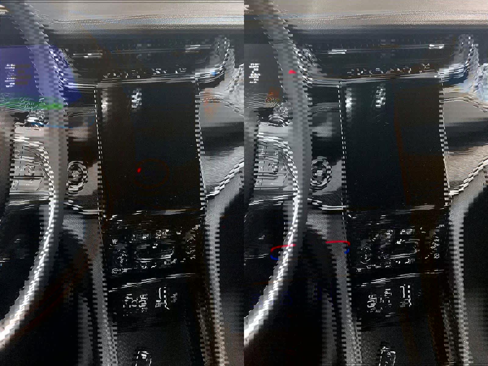 Used 2023 Jeep Grand Cherokee Trailhawk w/ Advanced Protech Group II image 18