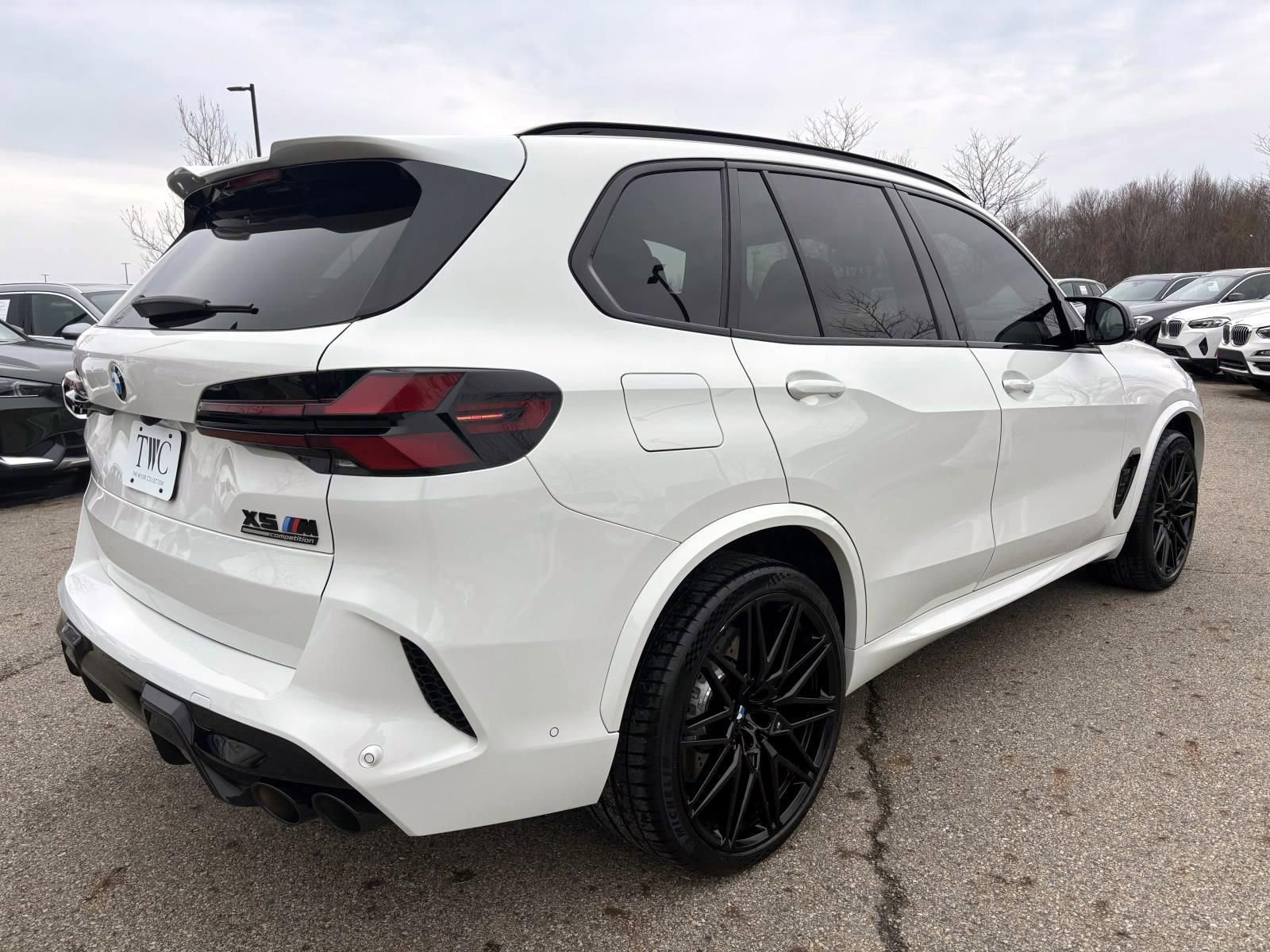 Used 2025 BMW X5 M Competition w/ Executive Package image 5