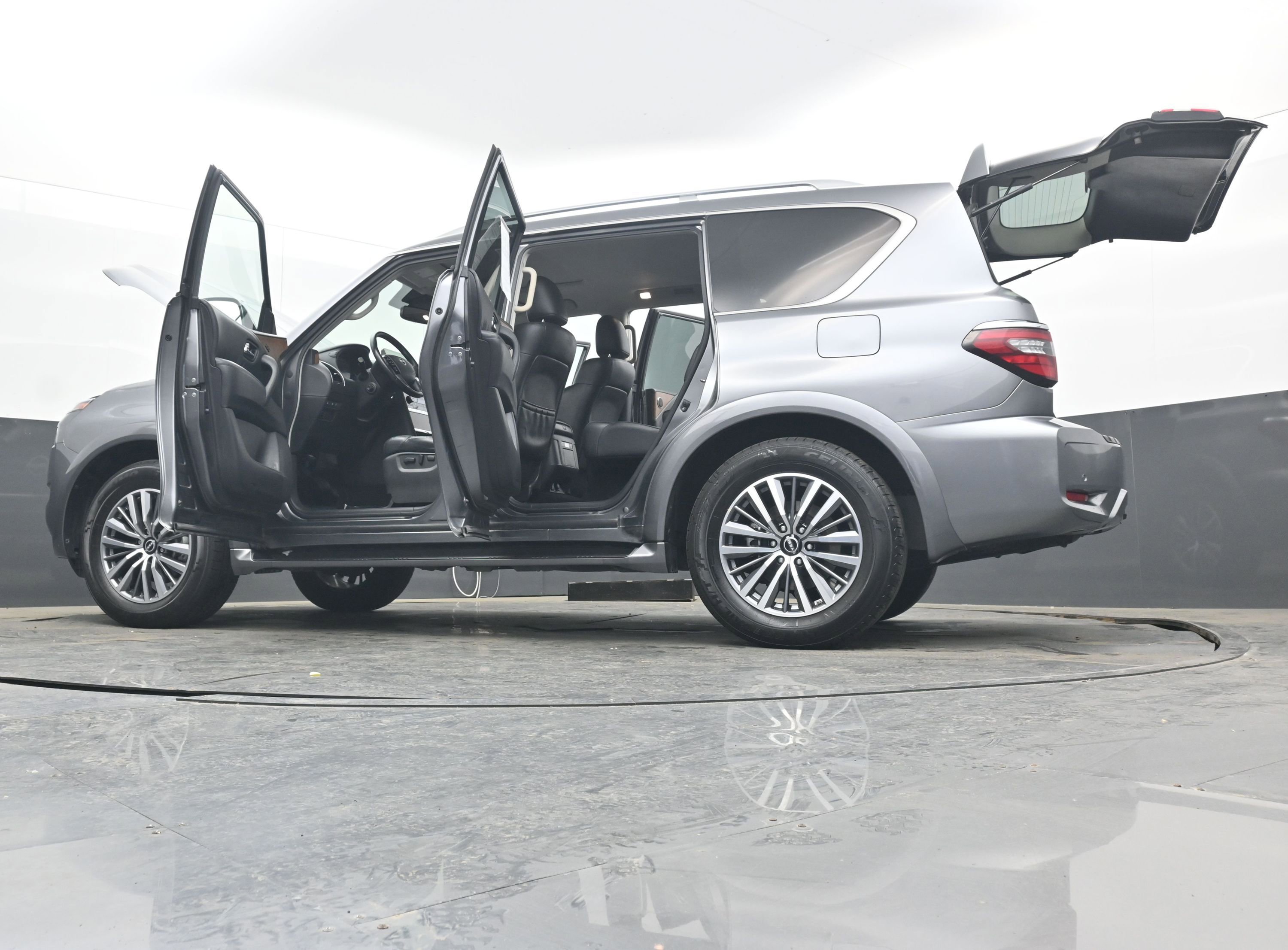 Certified 2024 Nissan Armada SL image 38