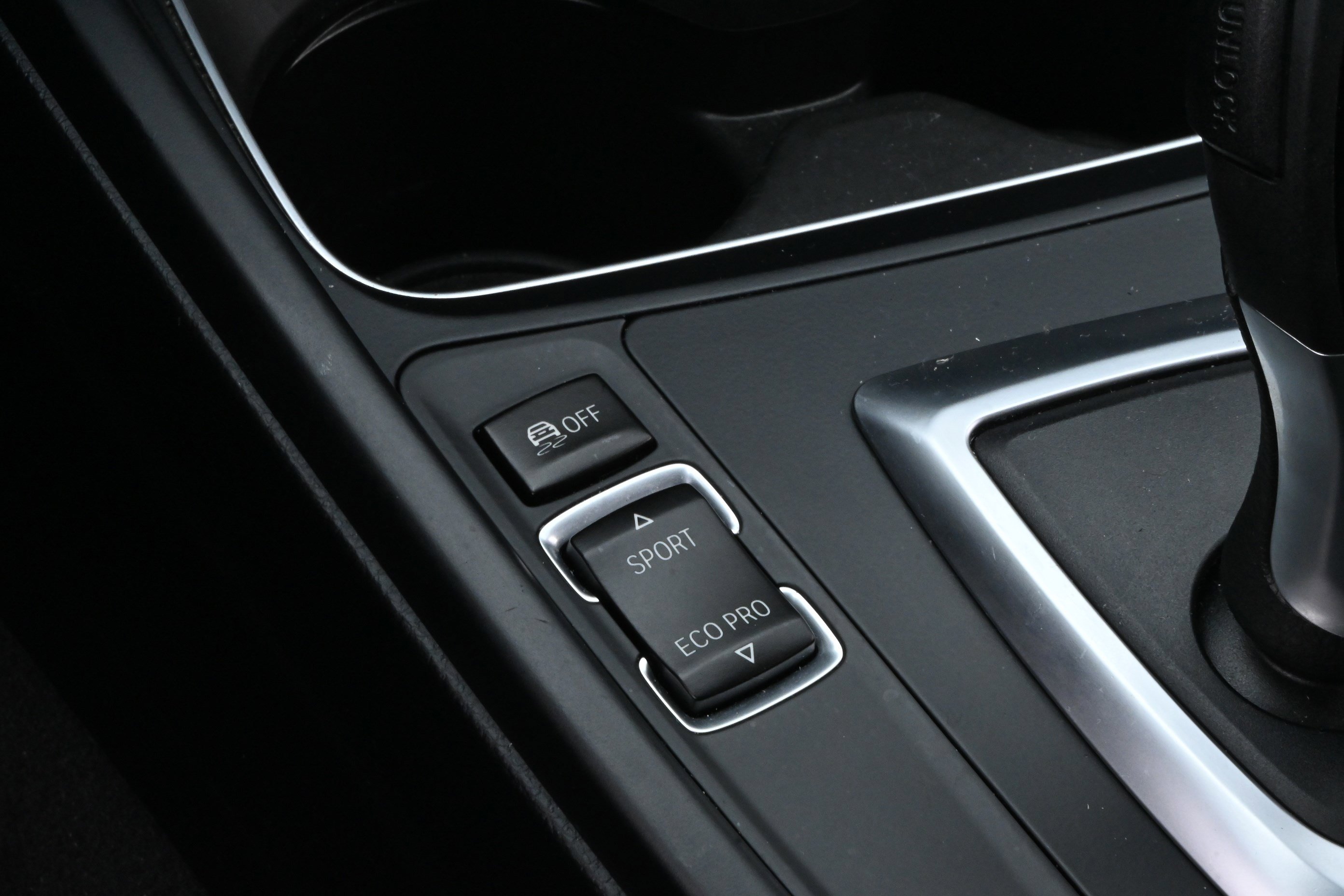 Used 2015 BMW 320i xDrive Sedan image 21