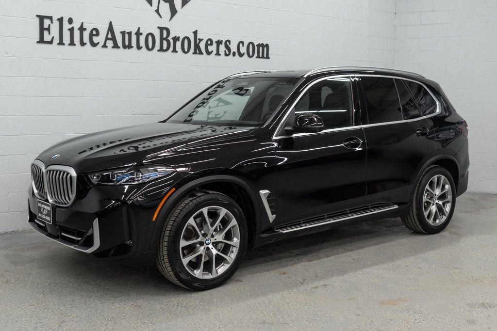 Used 2024 BMW X5 xDrive40i w/ Premium Package image 39
