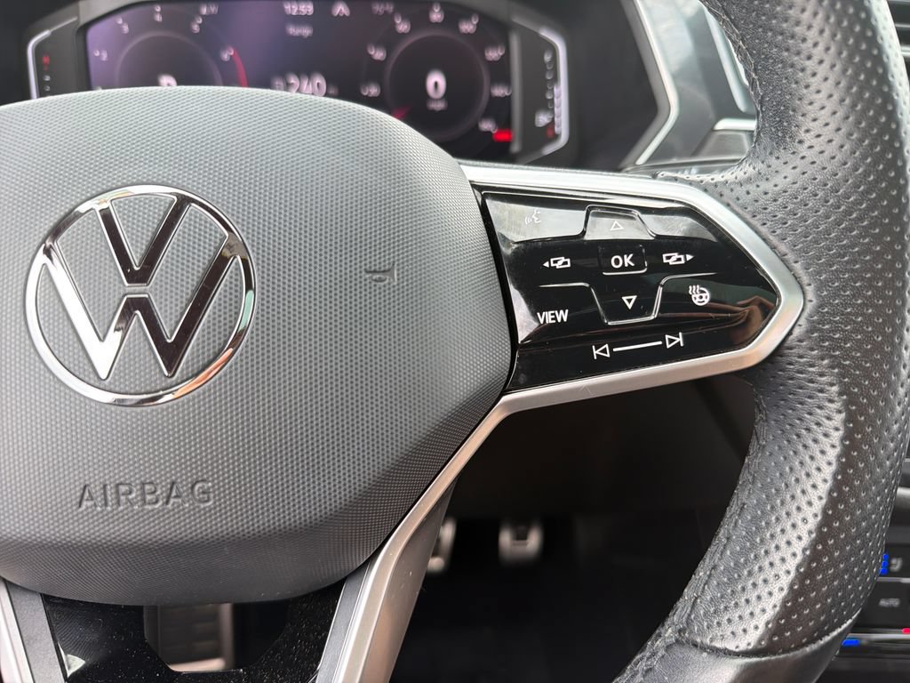 Certified 2022 Volkswagen Tiguan SEL R-Line AWD/4WD image 13