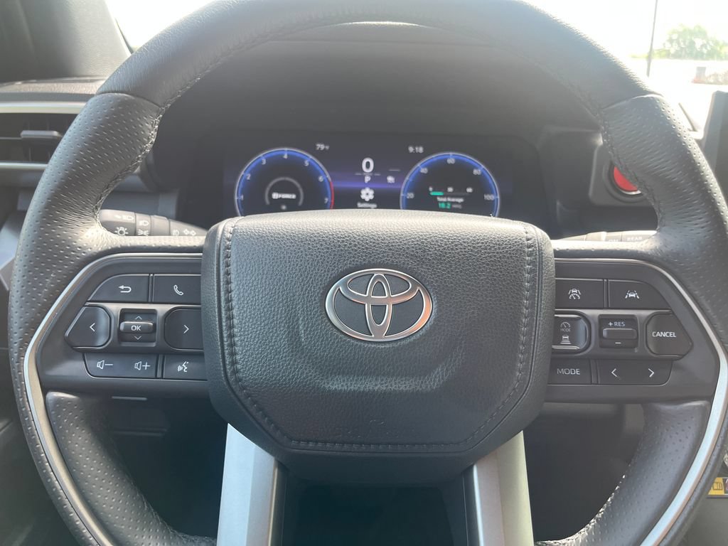 Used 2025 Toyota 4Runner TRD Off-Road AWD/4WD image 45