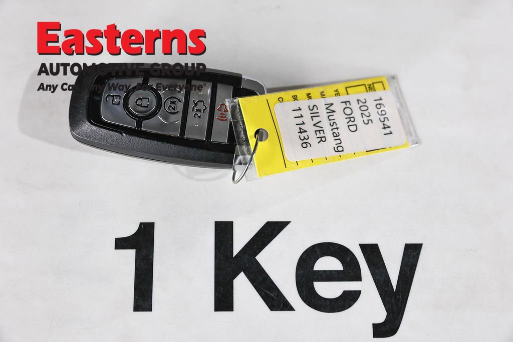 Used 2025 Ford Mustang Premium image 23