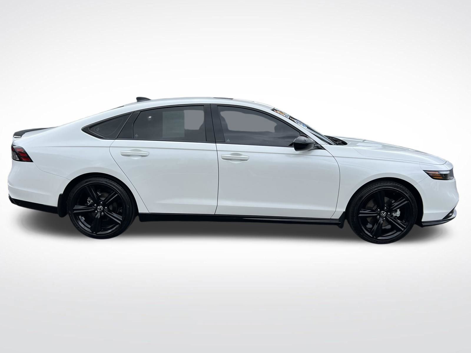 Used 2024 Honda Accord Sport image 12