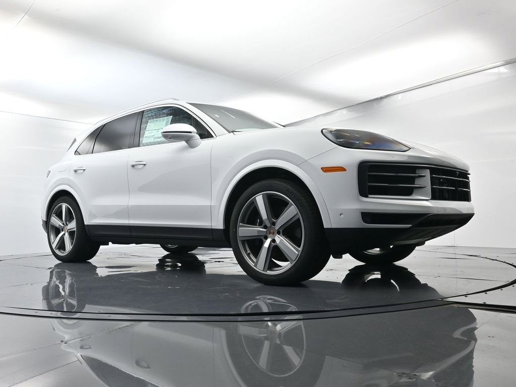 Certified 2025 Porsche Cayenne AWD/4WD image 51