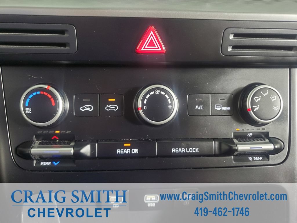 Used 2024 Kia Carnival LX FWD image 29