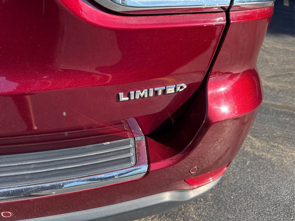 Certified 2018 Jeep Grand Cherokee Limited image 15