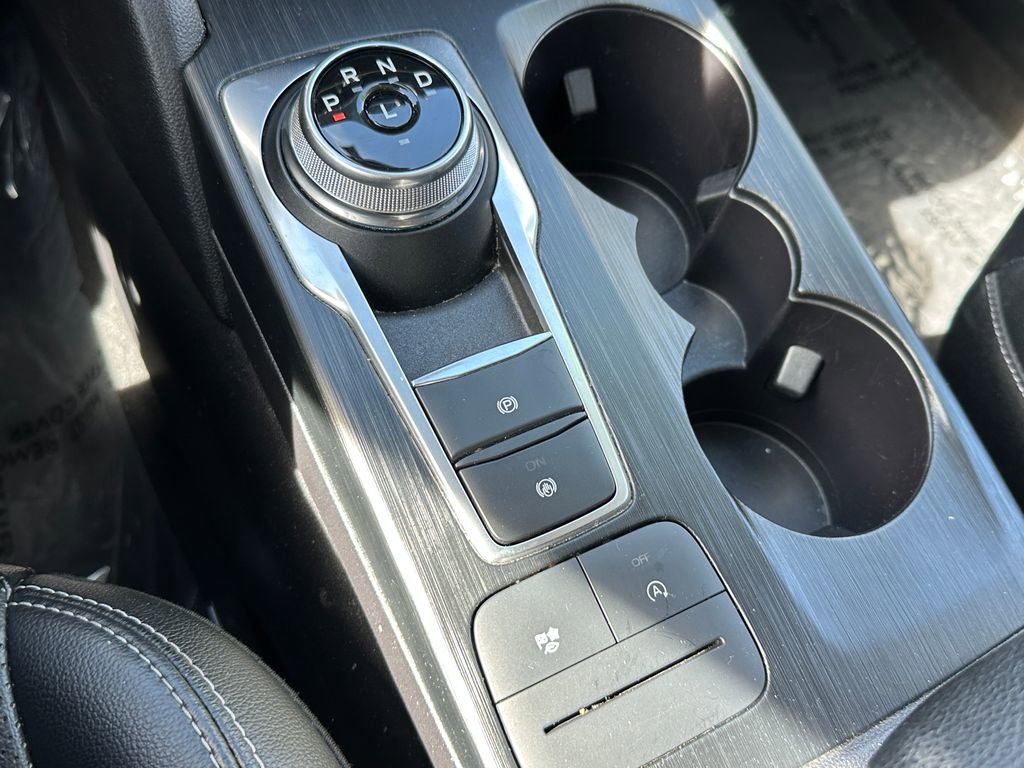 Used 2022 Ford Escape SEL image 33