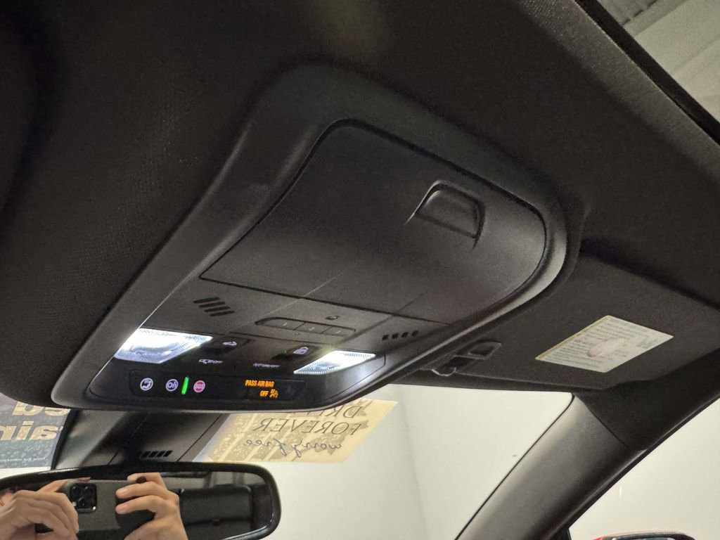 Used 2022 Chevrolet Blazer RS image 28