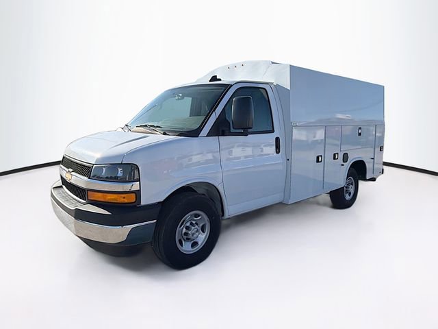 New 2025 Chevrolet Express 3500 w/ Power Convenience Package image 3
