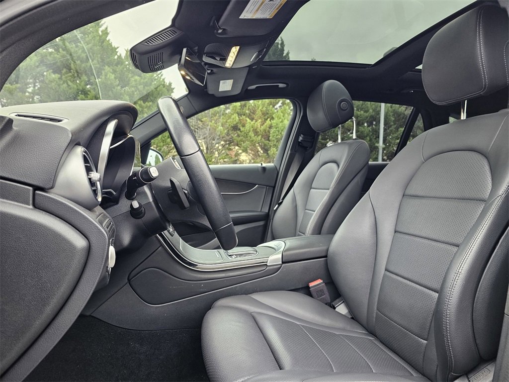 Used 2022 Mercedes-Benz GLC 300 image 14