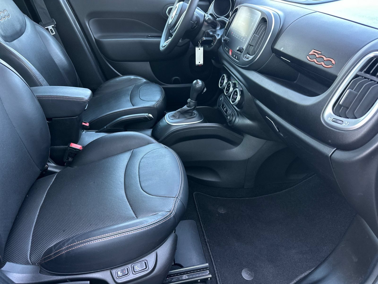 Used 2020 FIAT 500L Trekking w/ Popular Equipment Group FWD image 15