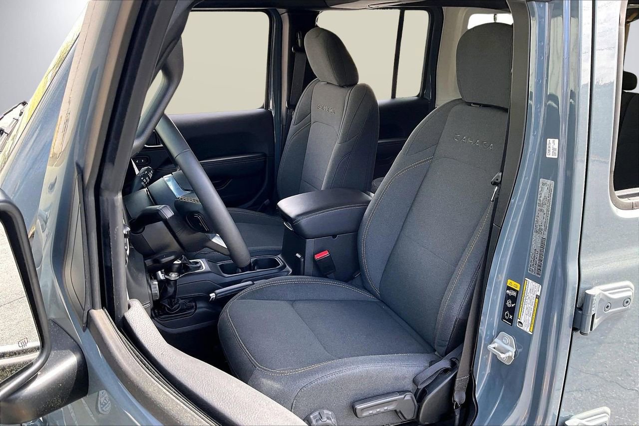 Used 2024 Jeep Wrangler Unlimited Sahara image 21