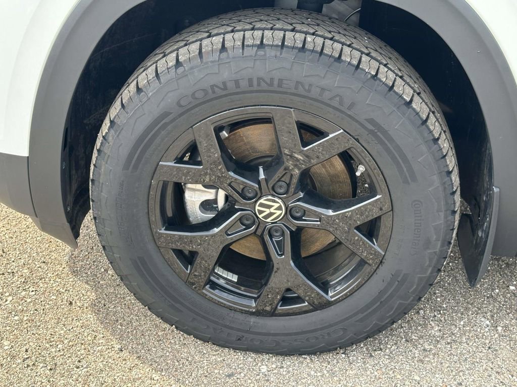 New 2025 Volkswagen Atlas Peak Edition SE AWD/4WD image 7