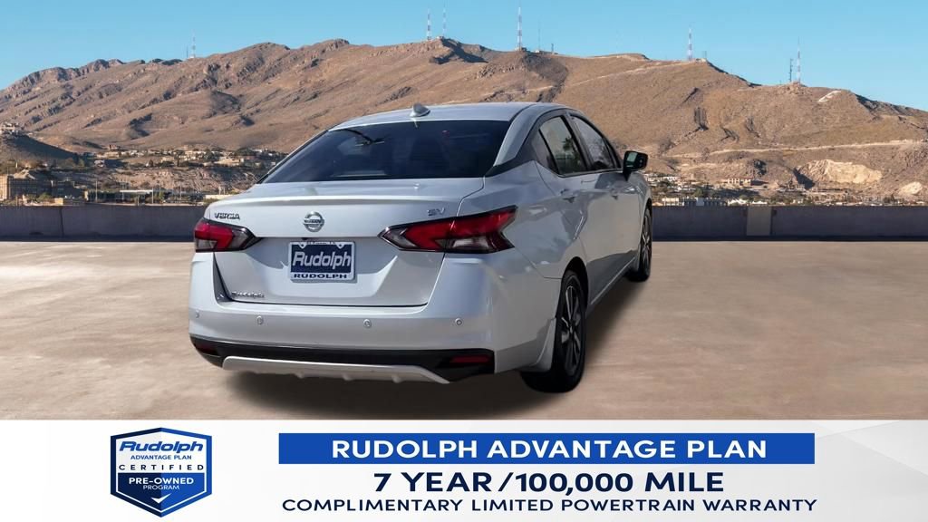 Used 2021 Nissan Versa SV image 9